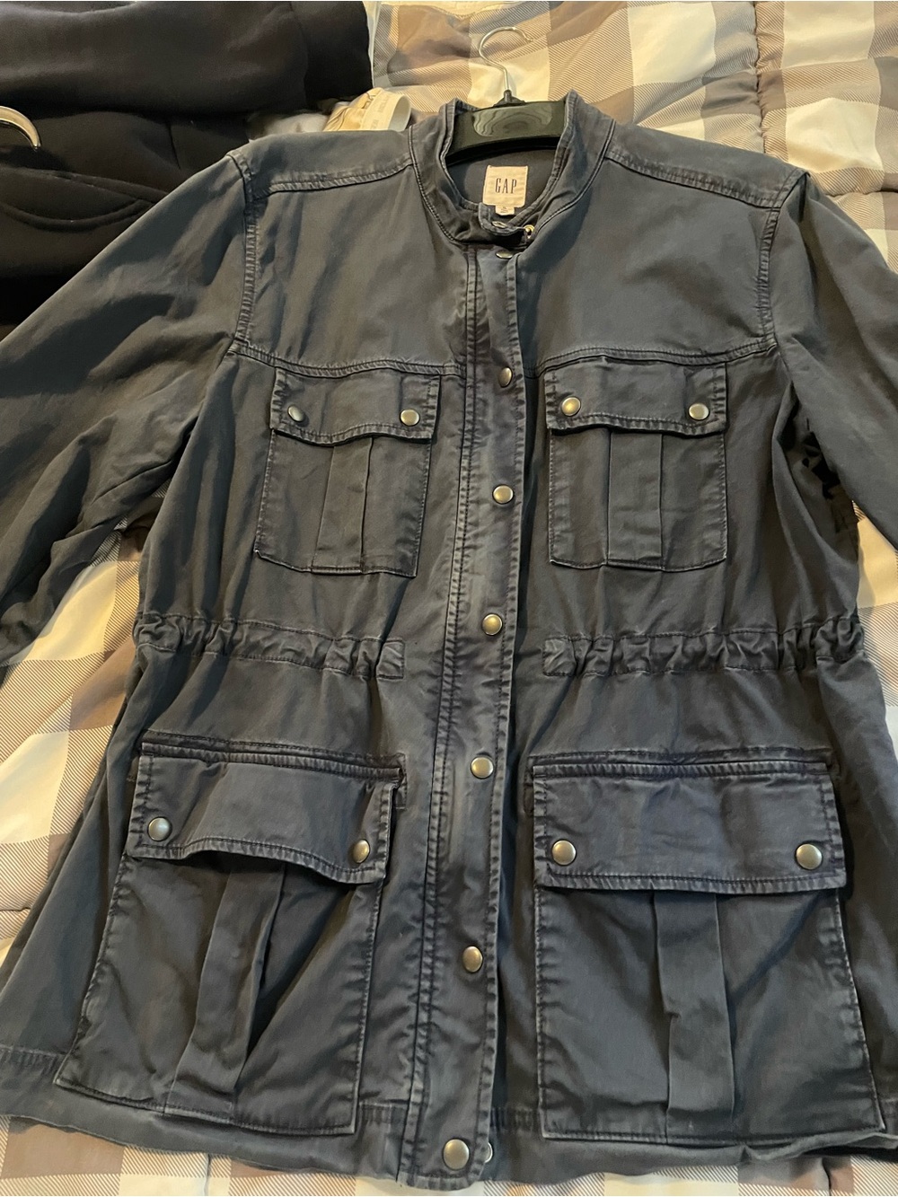 GAP Women's Dark Navy Utility Jacket with Snap Pockets